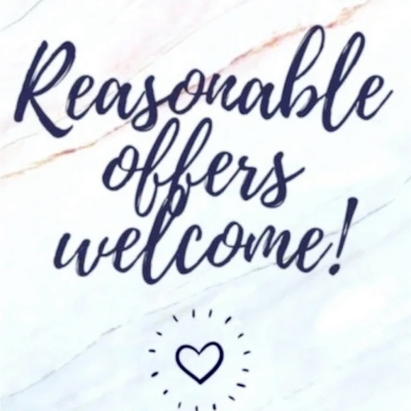 Welcome to my closet! - Picture 3 of 3